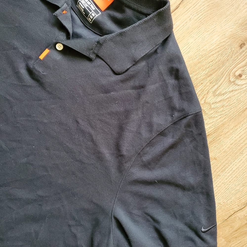 Nike polo SKU691 - Picture 2 of 3